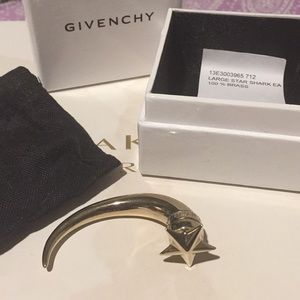 Givenchy single brass magnetic earring
